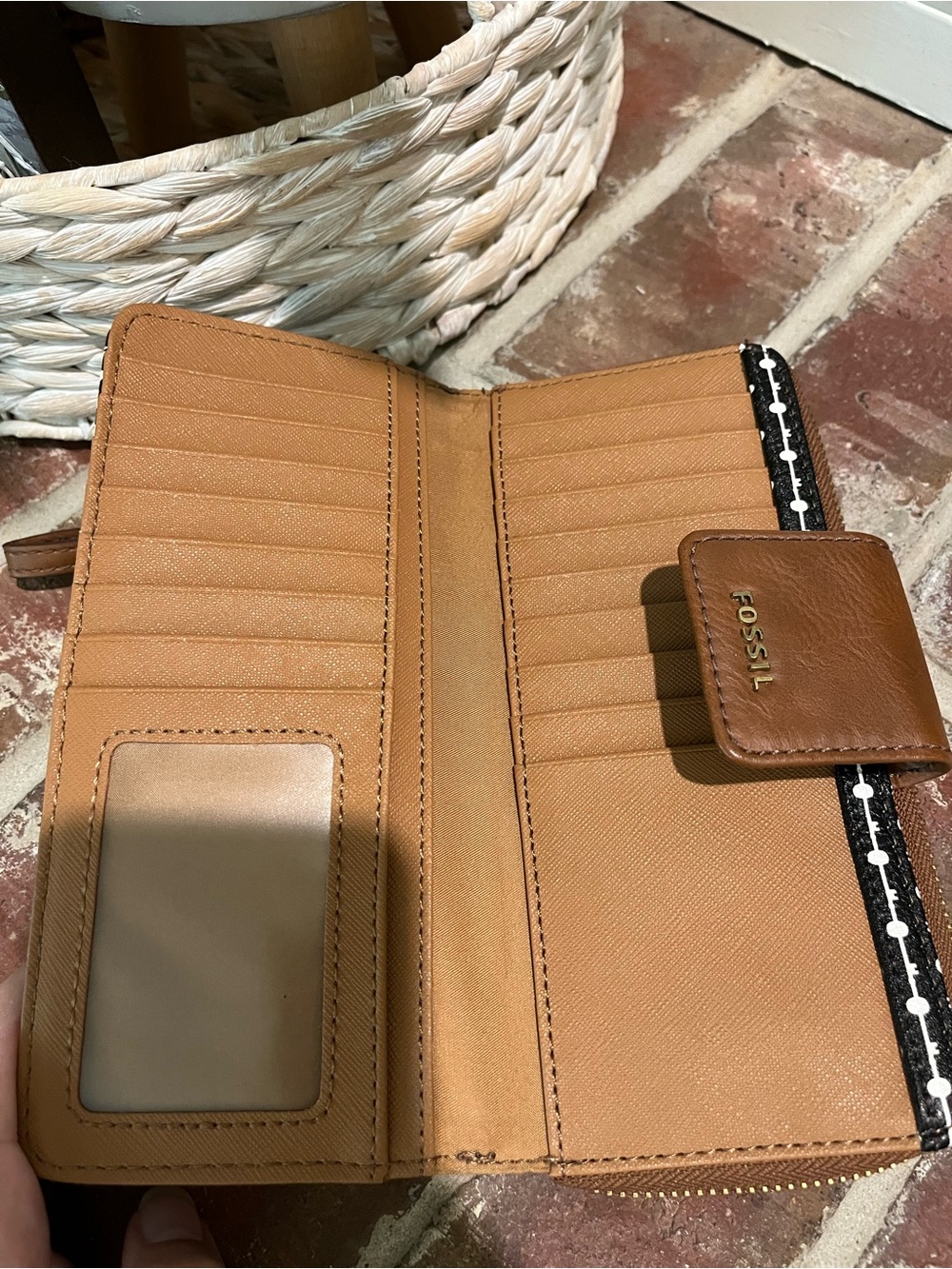Fossil Wallet - Picture 2 of 5